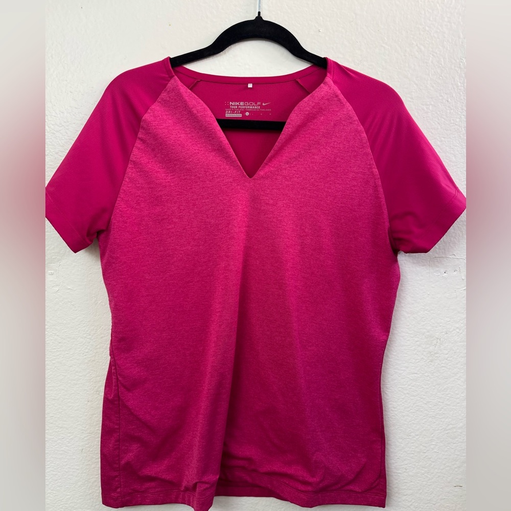 Women’s sport T-shirt color pink size Large Nike